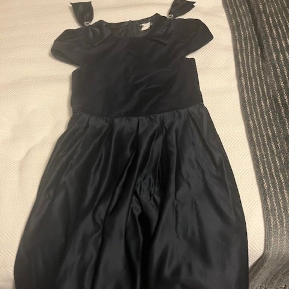 Navy Blue Velvet Girls Size 10 Gorgeous Dress With Bows!